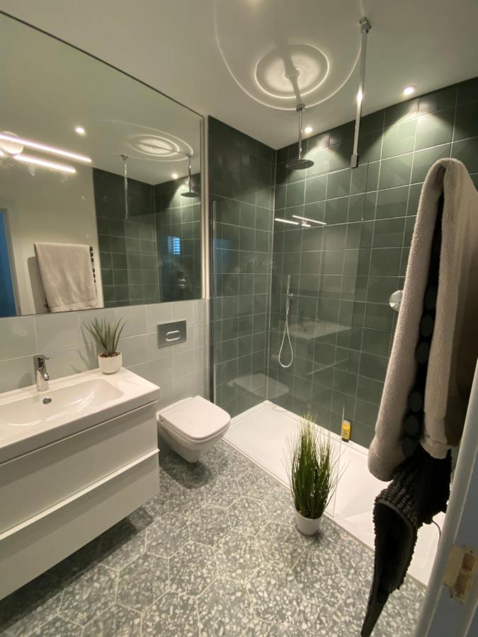 May Road, Stylish Townhouse تويكنهام المظهر الخارجي الصورة